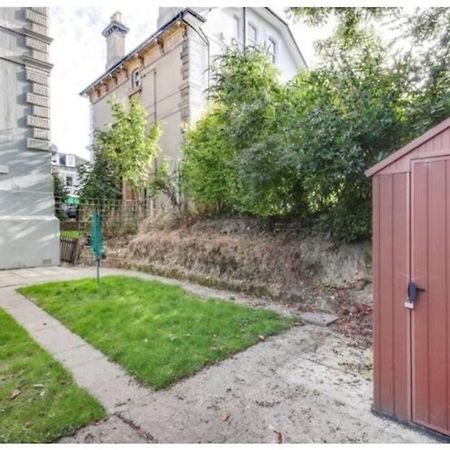 Central 2 Bedroom Garden Flat With Free Parking Роял Тънбридж Уелс Екстериор снимка